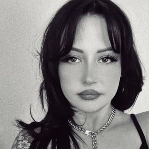 Meet your Posher, Katelyn